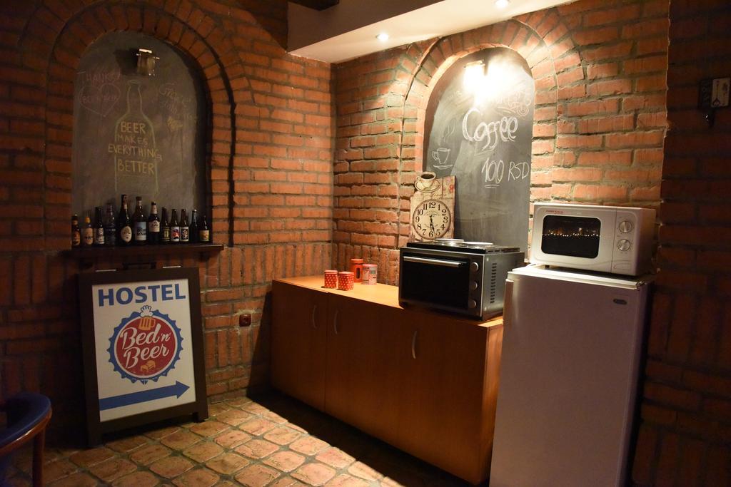 Hostel Bed N Beer Belgrado Exterior foto